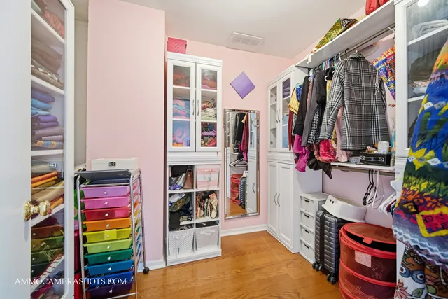 $675,000 | 1205 Red Clover Drive, Naperville, IL 60564