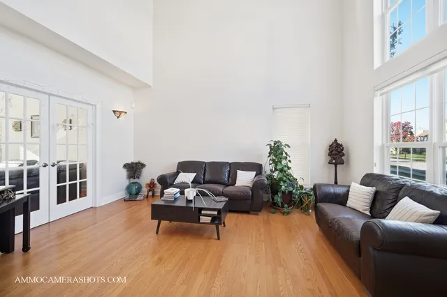 $675,000 | 1205 Red Clover Drive, Naperville, IL 60564