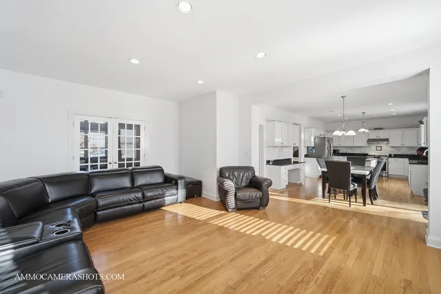 $675,000 | 1205 Red Clover Drive, Naperville, IL 60564