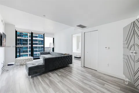 $715,000 | 1300 South Miami Avenue, Unit 3709, Miami, FL 33130
