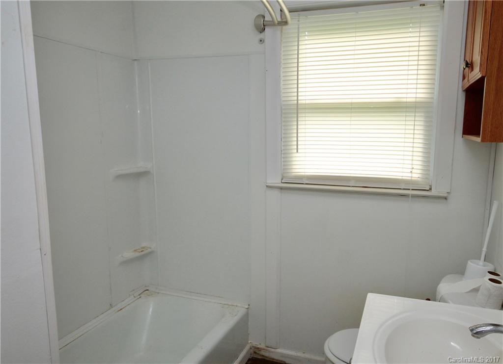 9 Homestead Road Candler, NC 28715 - Photo 3 of 12 Gallery Image 3