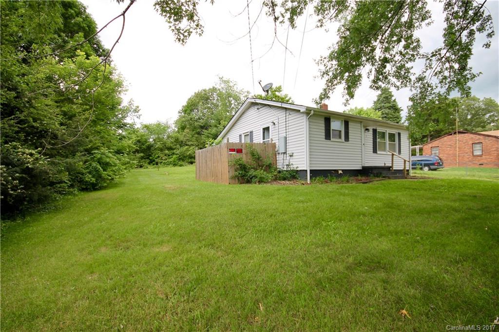 9 Homestead Road Candler, NC 28715 - Photo 10 of 12 Gallery Image 10
