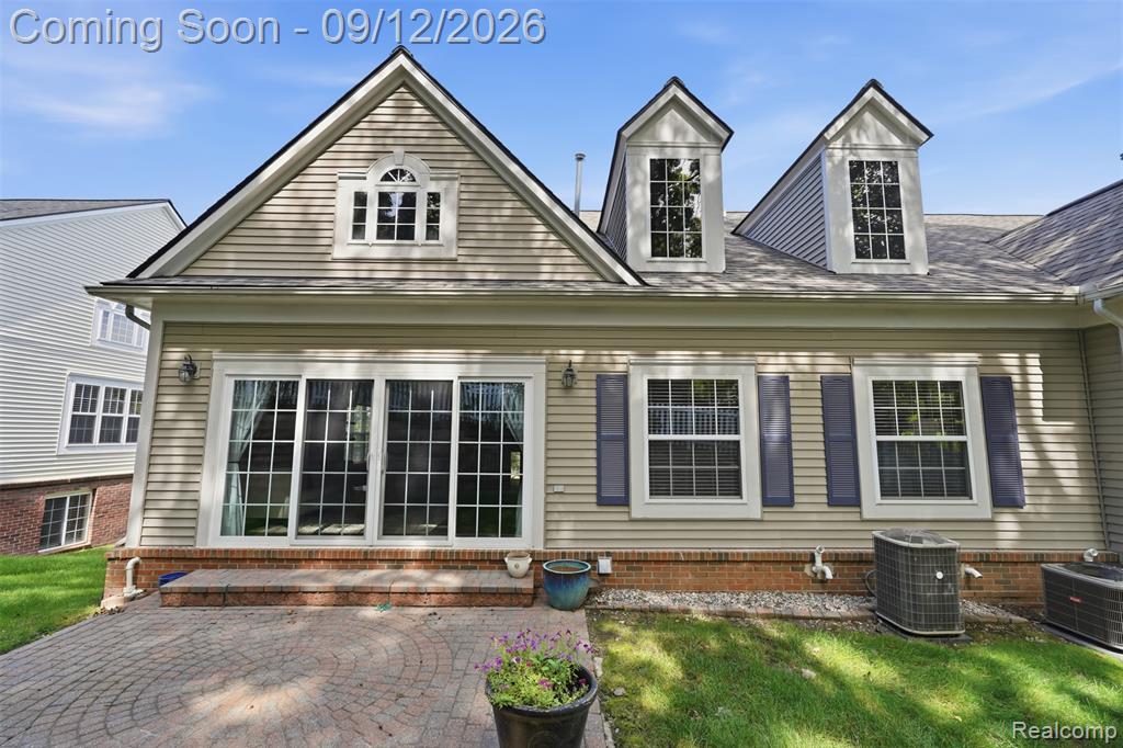 646 West Bluff Court Rochester Hills, MI 48306 - Photo 35 of 40 Gallery Image 35