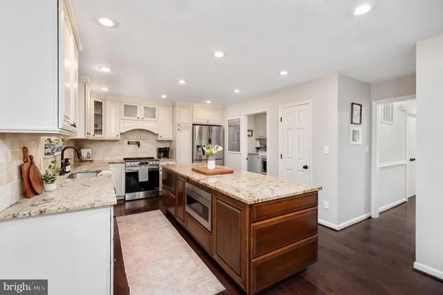 $744,900 | 8903 Blvd Of The Generals, Spotsylvania, VA 22553