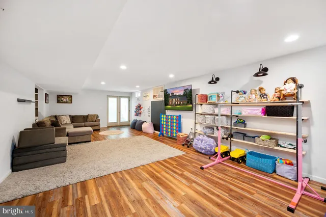 $744,900 | 8903 Blvd Of The Generals, Spotsylvania, VA 22553