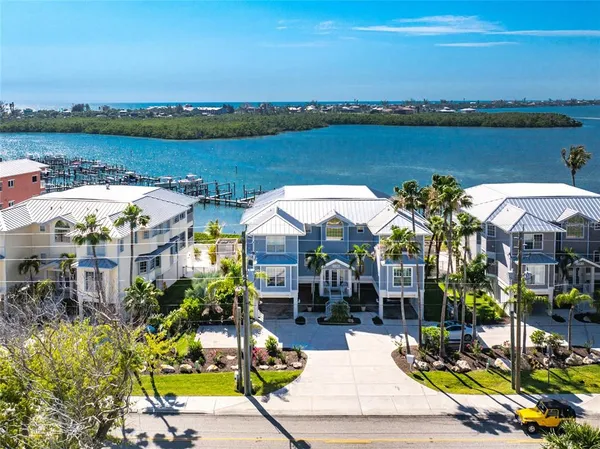 $539,000 | 1390 Beach Road, Unit 1, Englewood, FL 34223