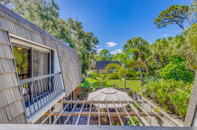 $4,000 | 1209 12th Terrace, Unit 1209, Palm Beach Gardens, FL 33418