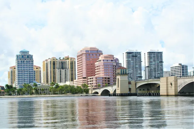 $4,000 | 1209 12th Terrace, Unit 1209, Palm Beach Gardens, FL 33418