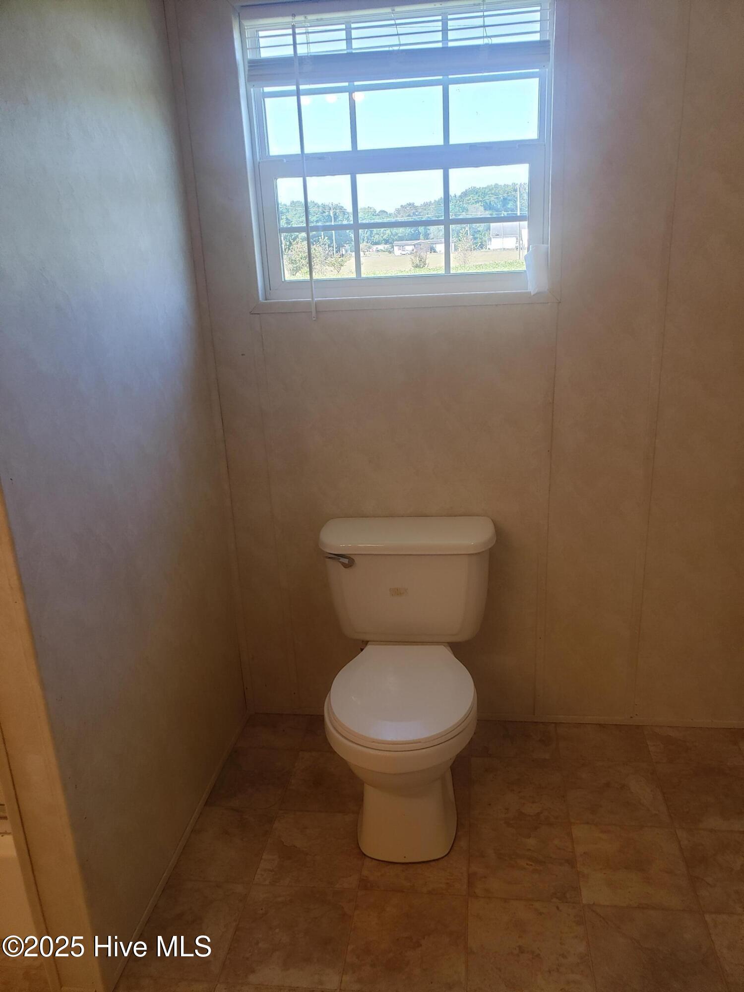 900 Lakeview Road La Grange, NC 28551 - Photo 21 of 33 20250920_113219