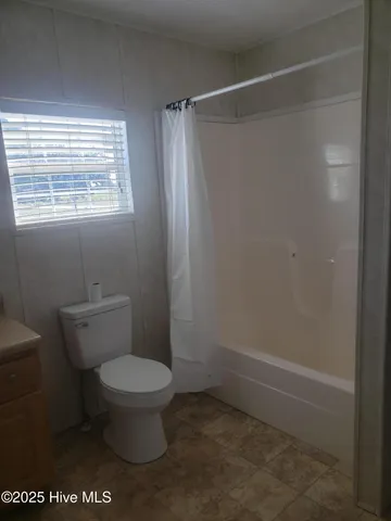 $175,500 | 900 Lakeview Road, La Grange, NC 28551