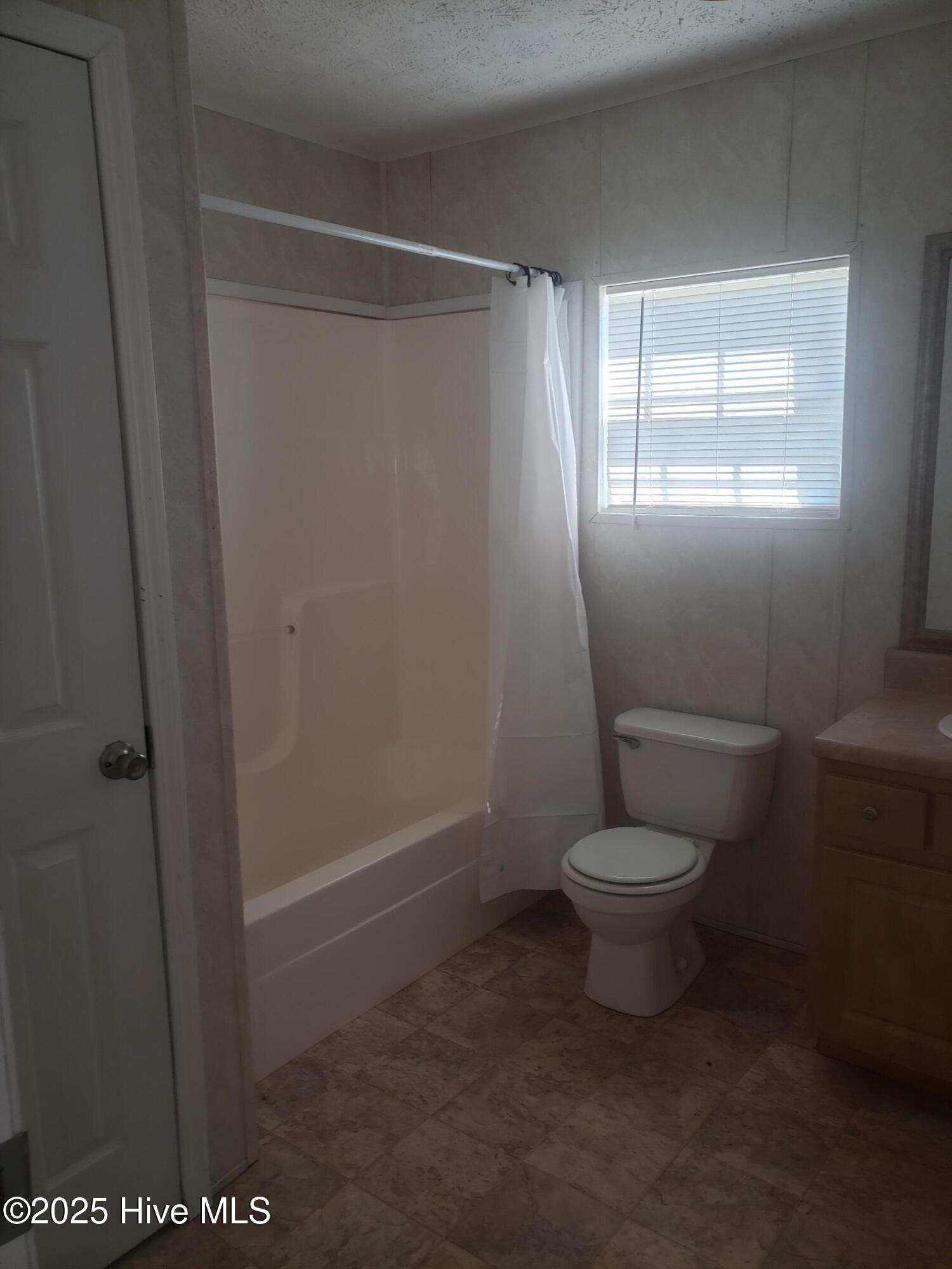 900 Lakeview Road La Grange, NC 28551 - Photo 29 of 33 20250920_113535