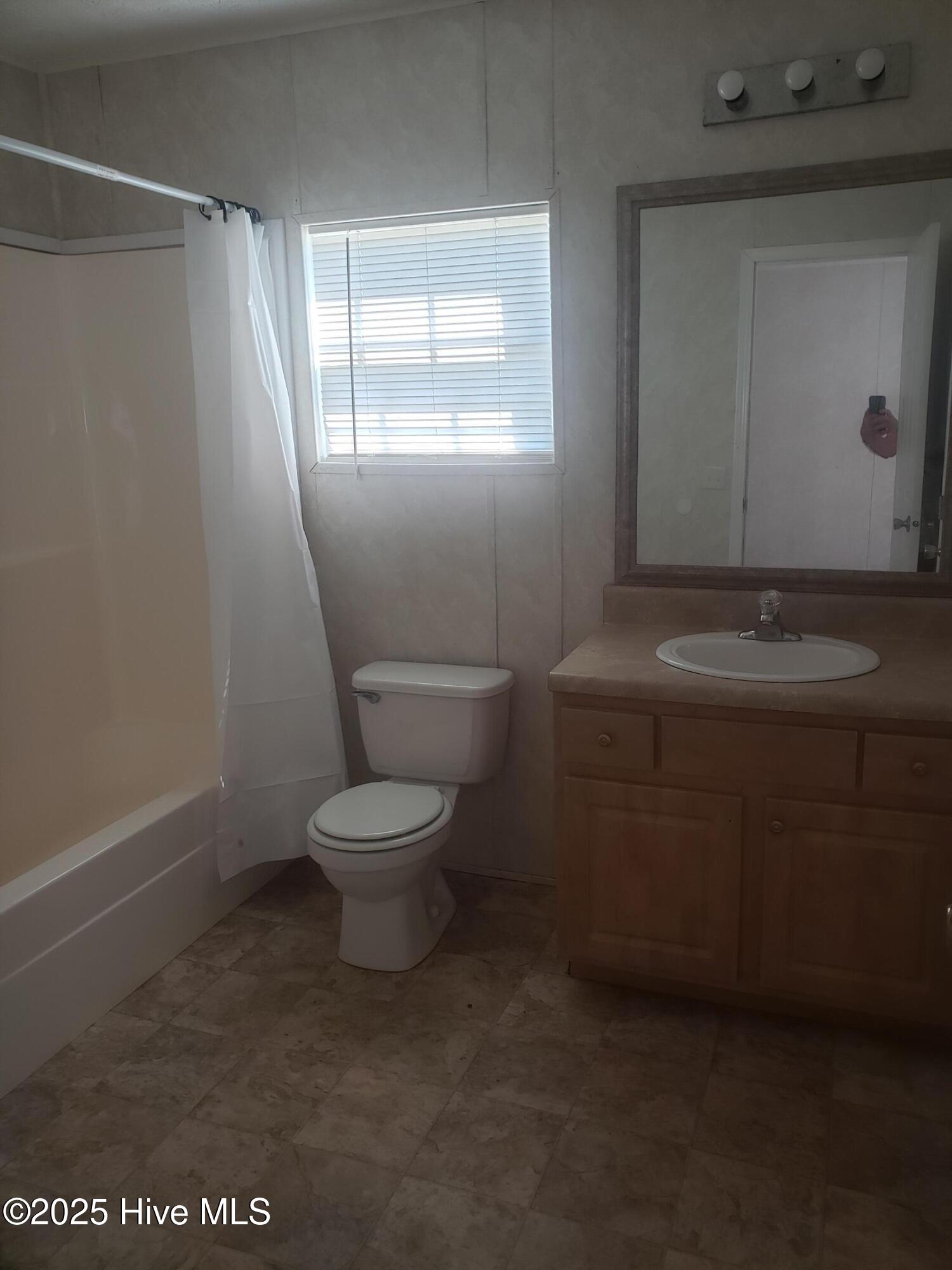 900 Lakeview Road La Grange, NC 28551 - Photo 30 of 33 20250920_113540