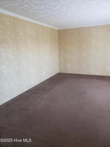 $175,500 | 900 Lakeview Road, La Grange, NC 28551