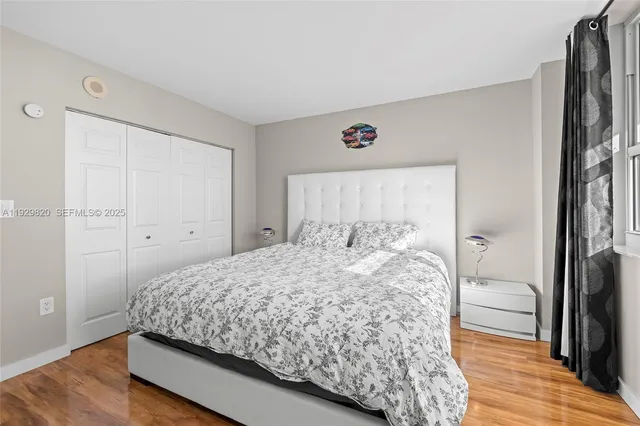 $3,200 | 1155 Brickell Bay Drive, Unit 2605, Miami, FL 33131