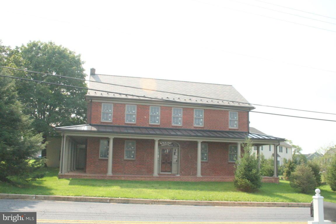 2882 Kissel Hill Road Lititz, PA 17543 - Photo 4 of 51