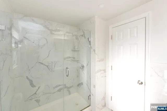 $2,450 | 176 Prescott Avenue, Unit 2, Prospect Park, NJ 07508