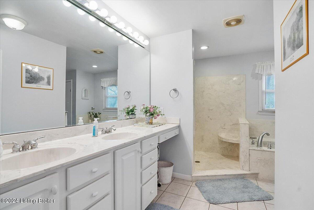 1122 Riverside Drive Prospect, KY 40059 - Photo 32 of 87 Extensive vanity, double bowl sinks