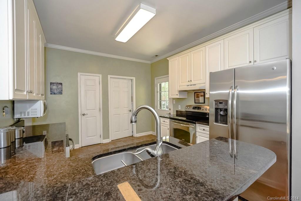 19025 Kailua Circle Tega Cay, SC 29708 - Photo 7 of 24