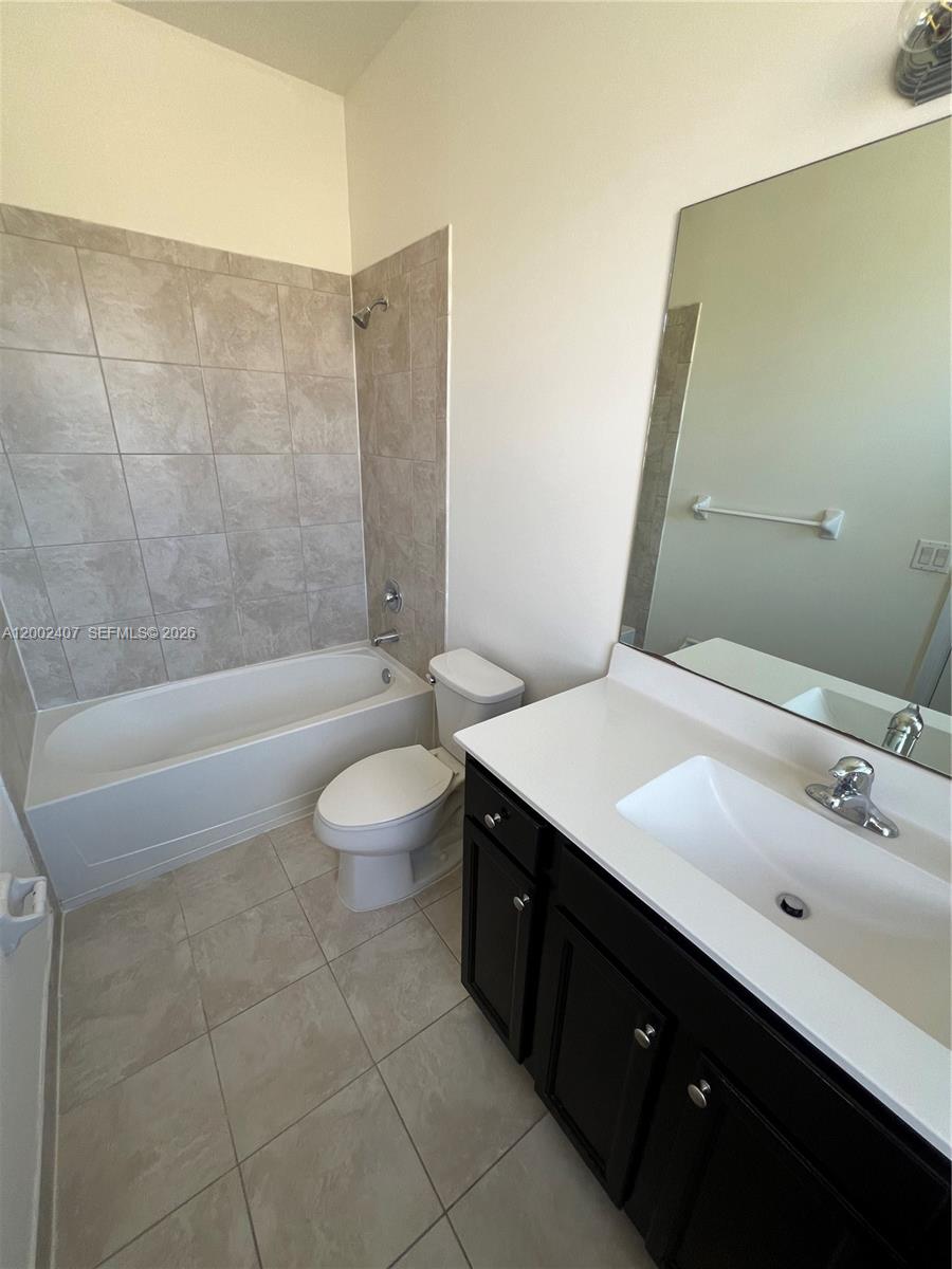 11498 Southwest 250th Street, Unit 11498 Homestead, FL 33032 - Photo 13 of 20