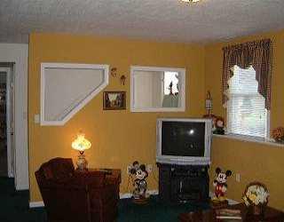 2001 Conway Wallrose Road Economy, PA 15042 - Photo 4 of 8 Den/Family/Great Room.