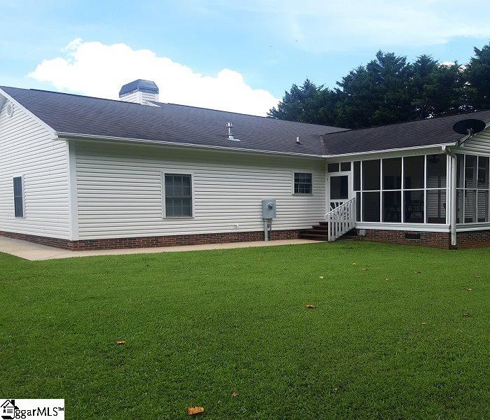 305 Patio Road Easley, SC 29642 - Photo 3 of 27 Gallery Image 3