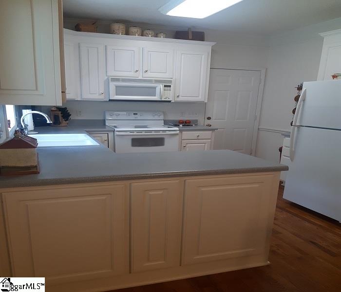 305 Patio Road Easley, SC 29642 - Photo 8 of 27 Gallery Image 8