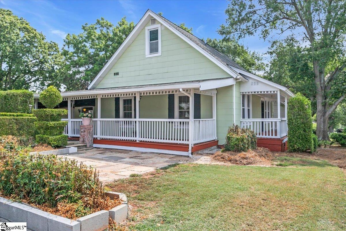 101 Iselin Street Simpsonville, SC 29681 - Photo 1 of 40