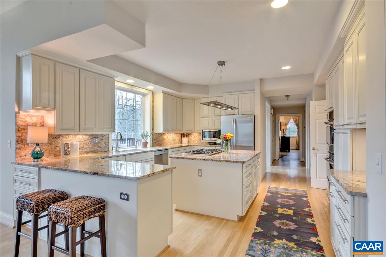 3367 Marsden Point Keswick, VA 22947 - Photo 11 of 38 Gallery Image 11