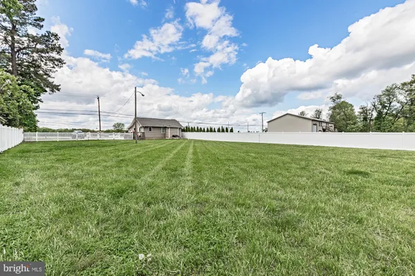 $2,000 | 4579 Summit Bridge Road, Middletown, DE 19709
