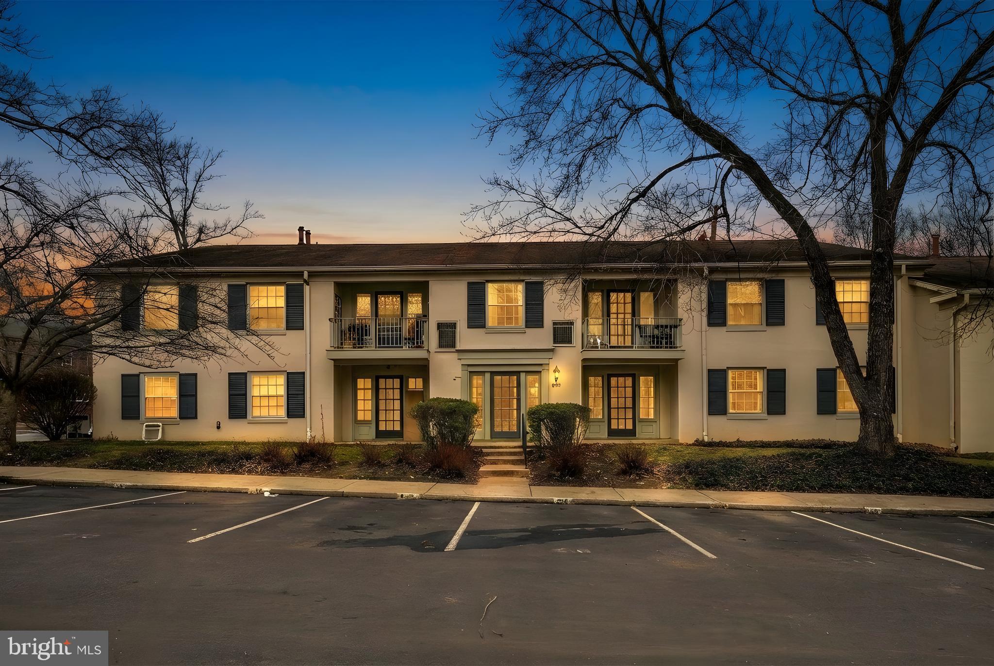 5902 B Queenston Street, Unit 505 Springfield, VA 22152 - Photo 2 of 36