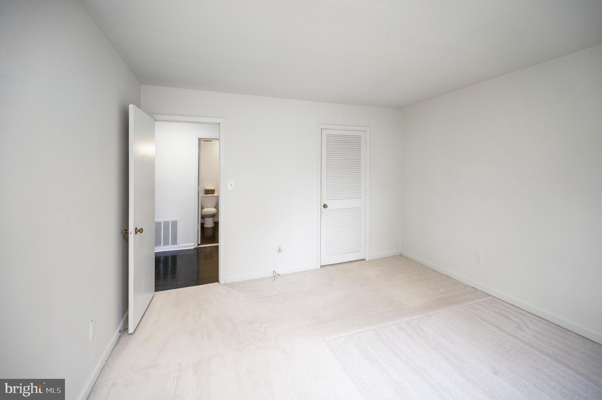 5902 B Queenston Street, Unit 505 Springfield, VA 22152 - Photo 21 of 36