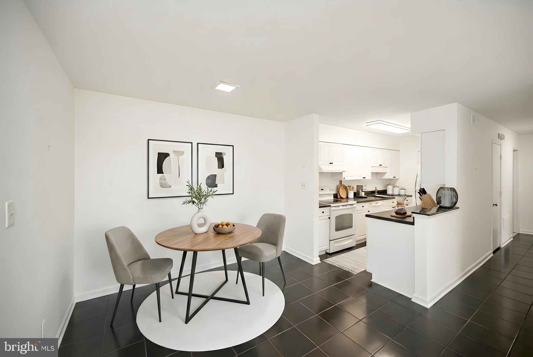 5902 B Queenston Street, Unit 505 Springfield, VA 22152 - Photo 4 of 36