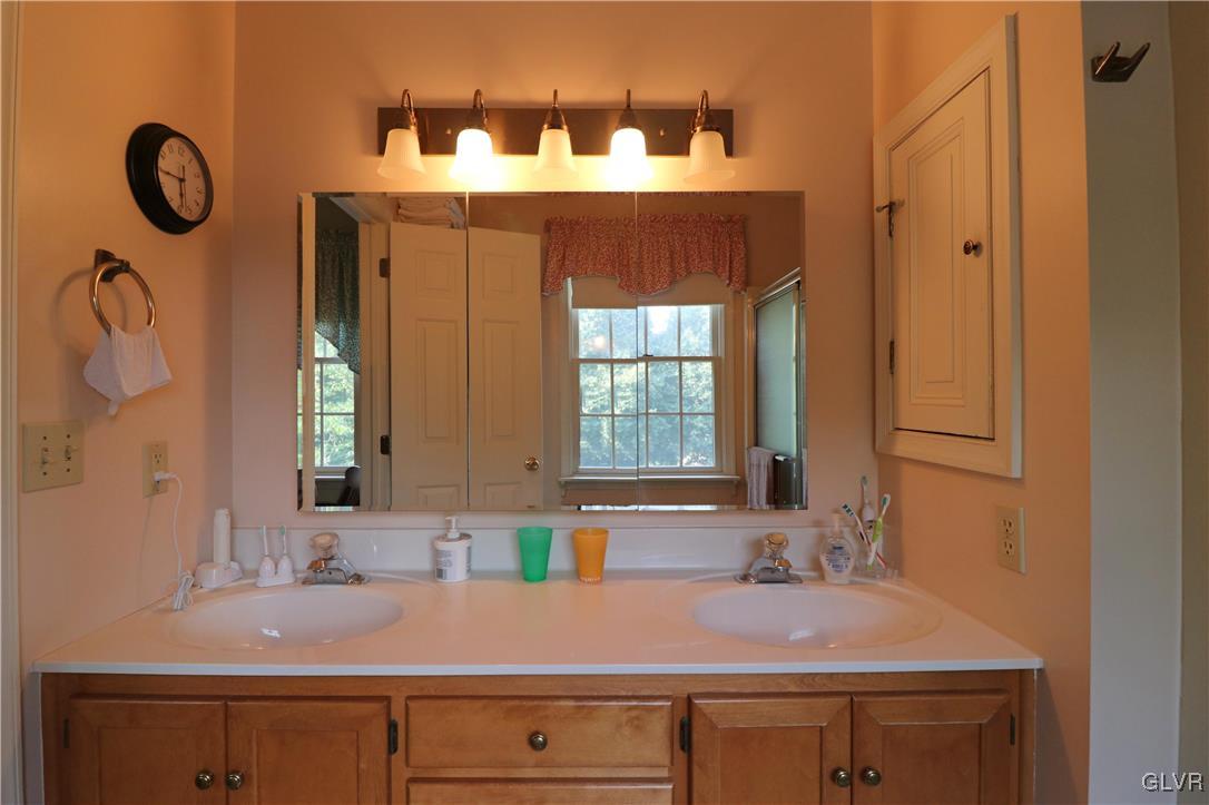 4609 Greenfield Road Bethlehem, PA 18017 - Photo 41 of 50 Gallery Image 41