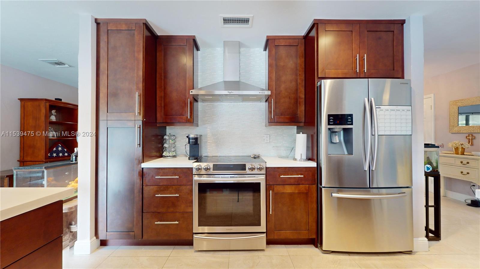 9740 Southwest 120th Street Miami, FL 33176 - Photo 12 of 38