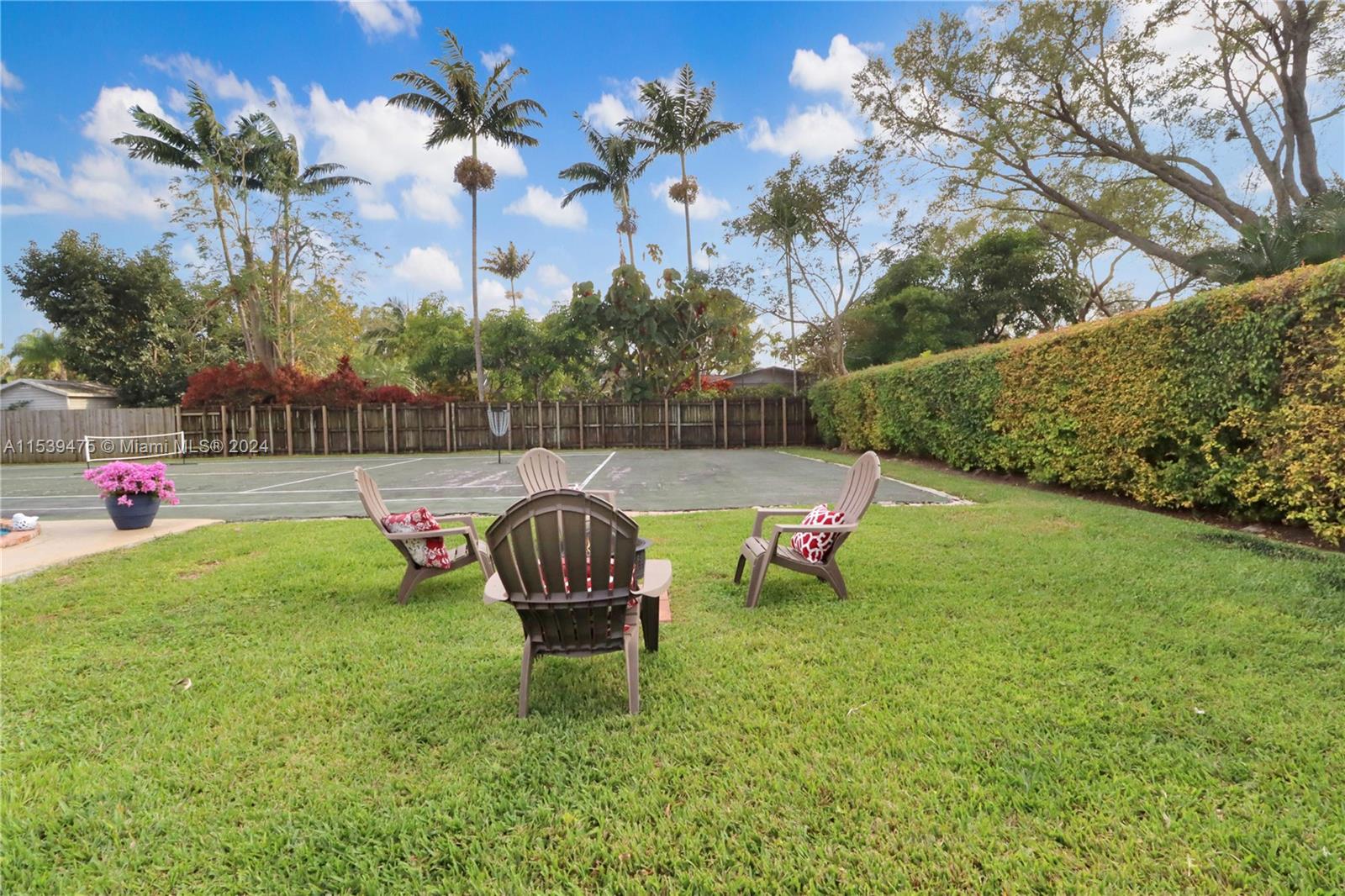 9740 Southwest 120th Street Miami, FL 33176 - Photo 34 of 38