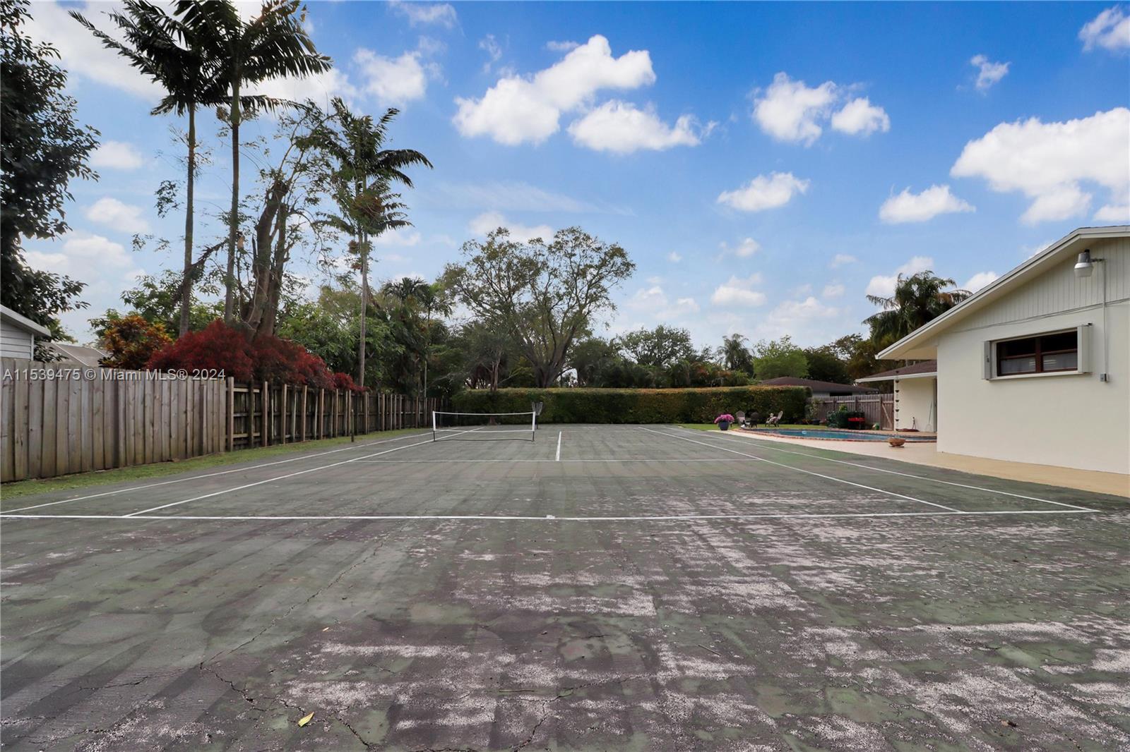 9740 Southwest 120th Street Miami, FL 33176 - Photo 36 of 38