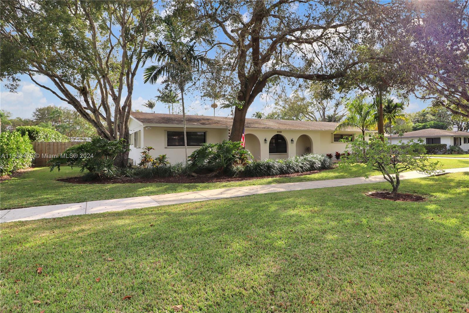 9740 Southwest 120th Street Miami, FL 33176 - Photo 38 of 38