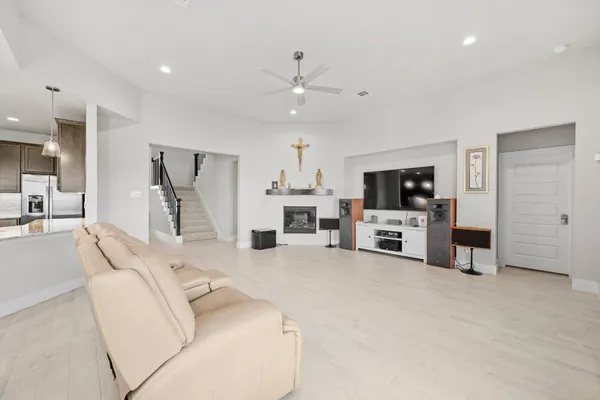 $610,000 | 2515 Red Hickory Drive, Katy, TX 77493