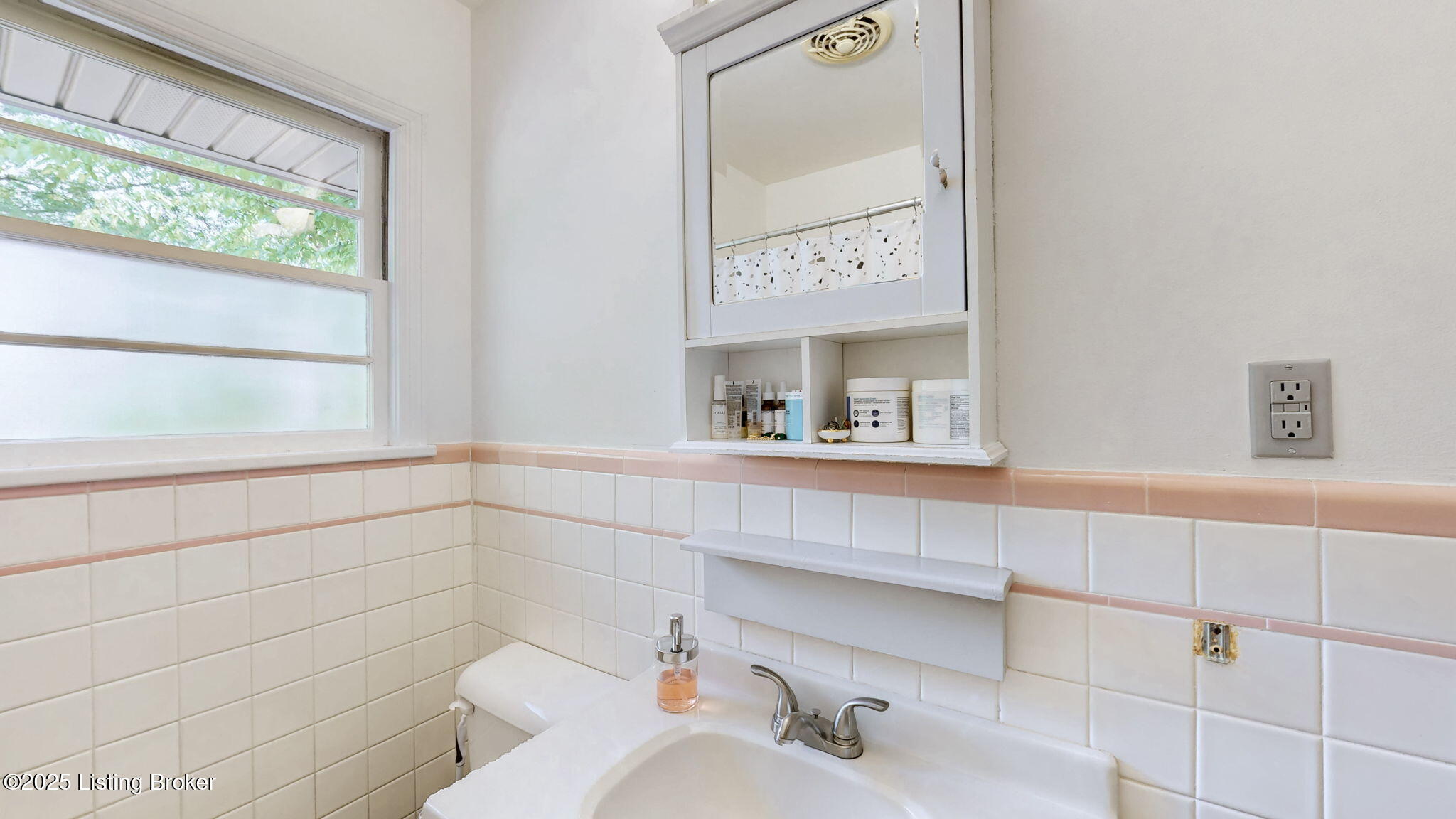 5303 Park Road Louisville, KY 40214 - Photo 14 of 28 16-web-or-mls-5303 Park Rd Louisville KY