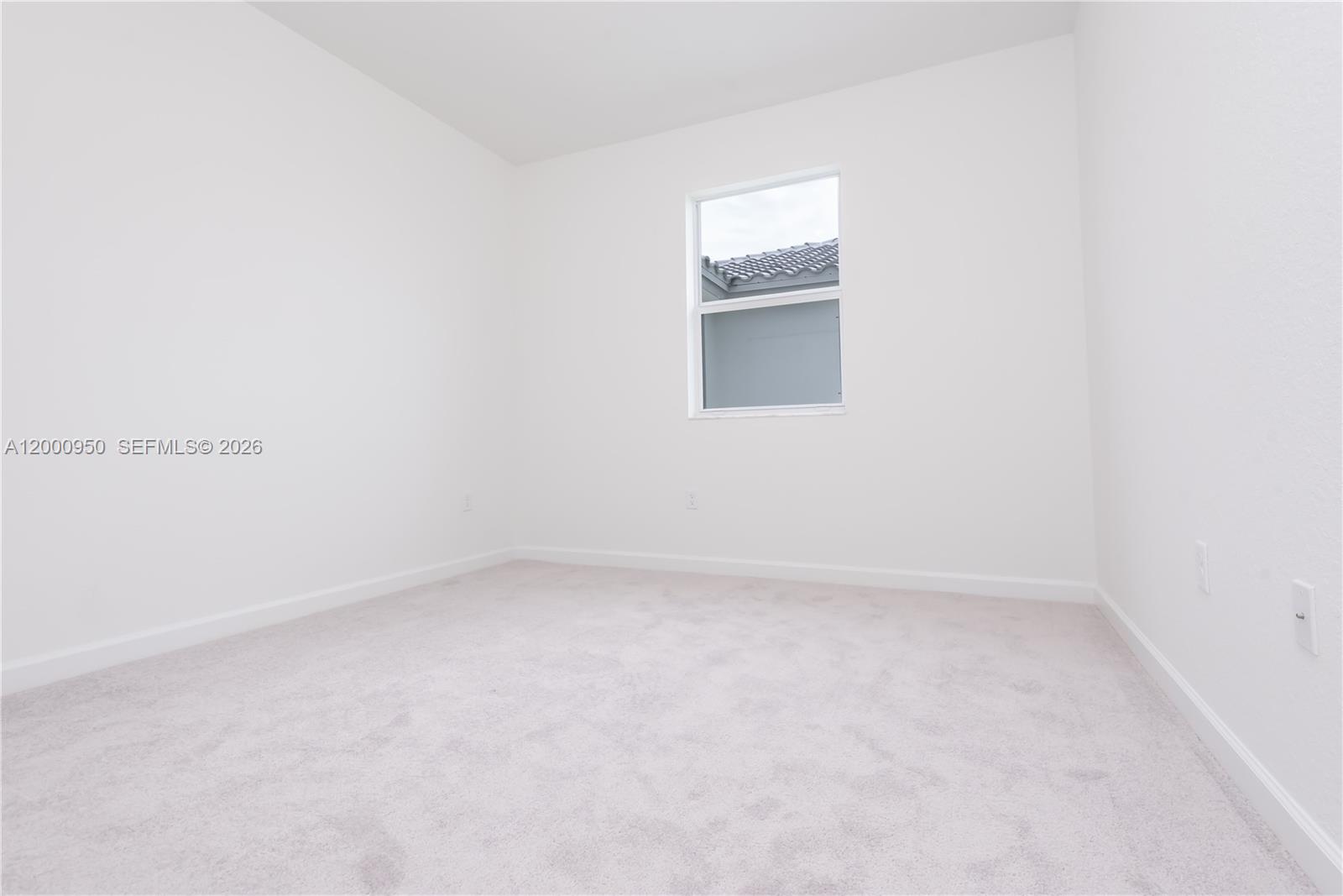 2636 Southeast 8th Court Homestead, FL 33035 - Photo 25 of 34 a view of empty room