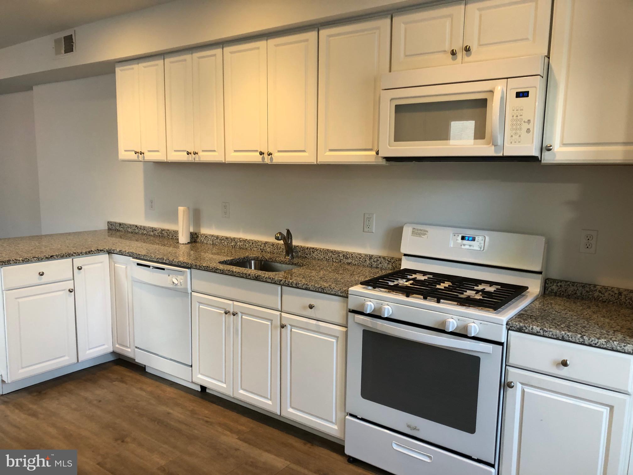 4 East Eagle Road Havertown, PA 19083 - Photo 2 of 12