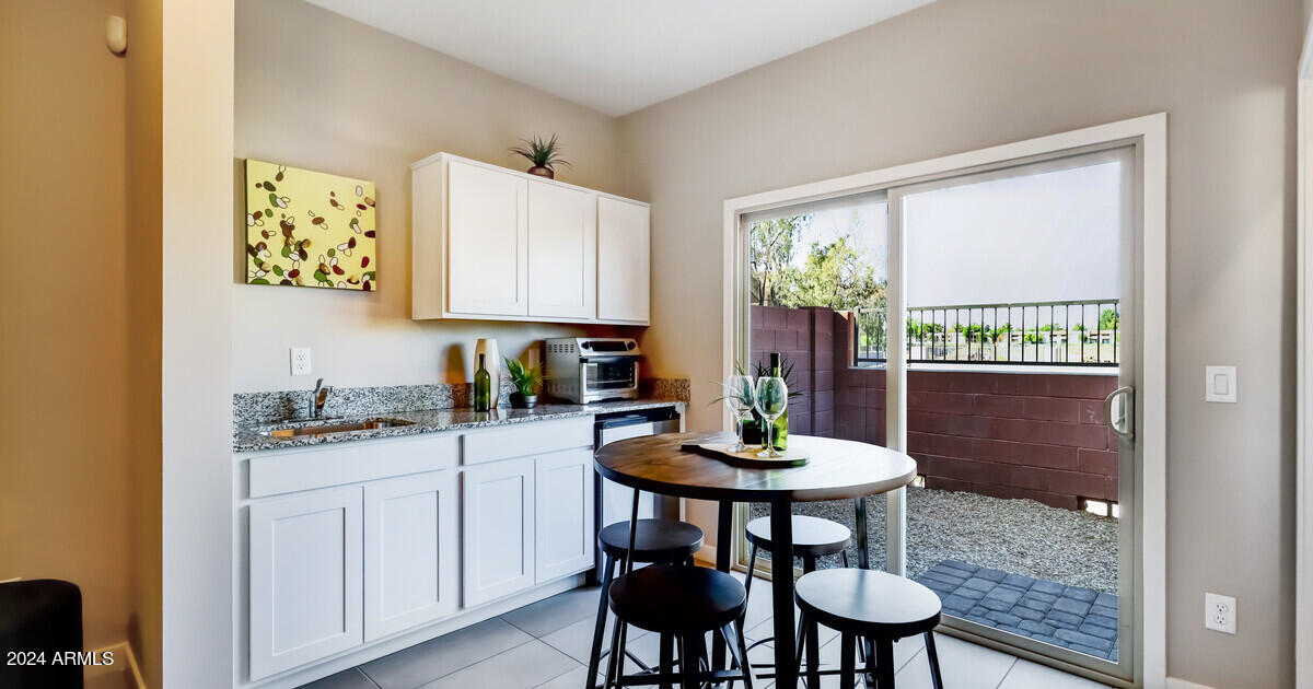 2816 West Red Fox Road Phoenix, AZ 85085 - Photo 18 of 25 67982_23 North_Aquila_Extra Suite Studio