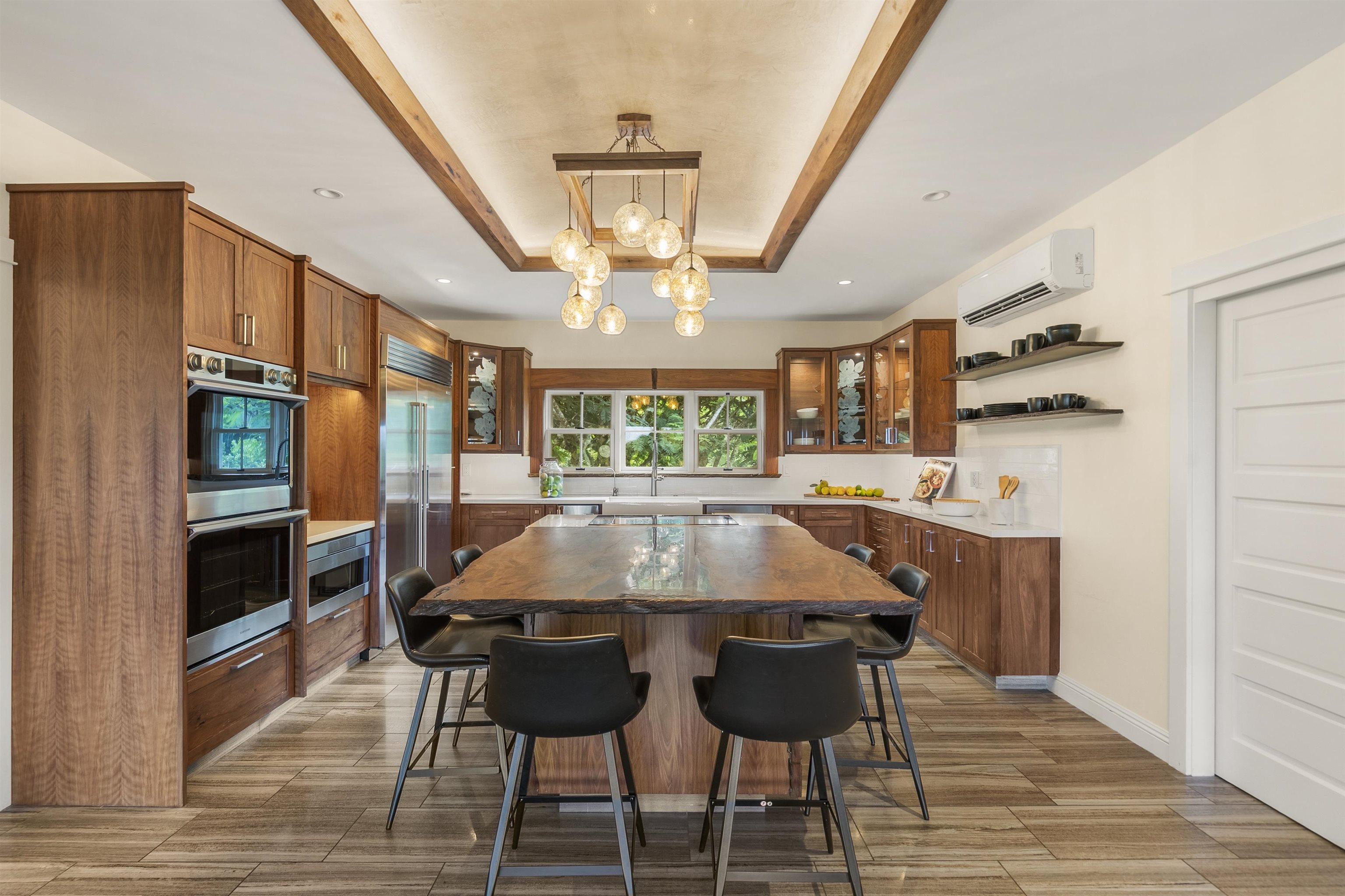 65 North Holokai Road Haiku, HI 96708 - Photo 16 of 50