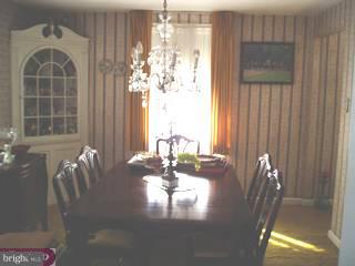 211 Taylor Road Springfield, PA 19064 - Photo 2 of 6