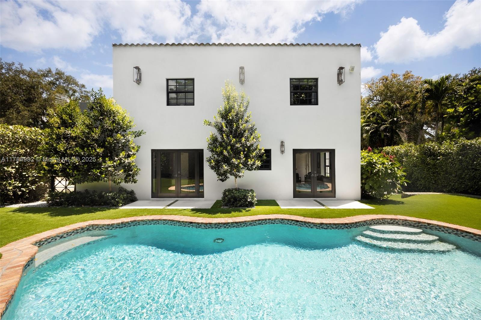 120 Morningside Drive Coral Gables, FL 33133 - Photo 28 of 34