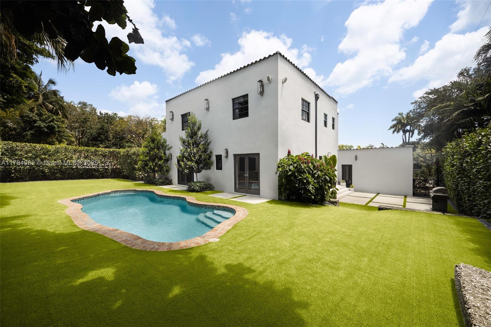 120 Morningside Drive Coral Gables, FL 33133 - Photo 3 of 34