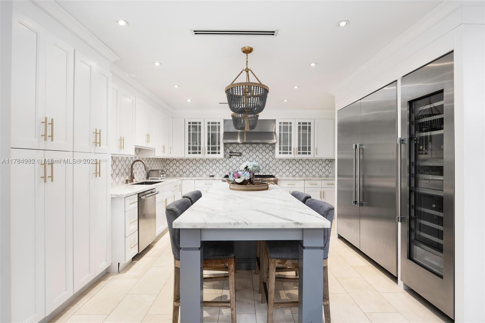 120 Morningside Drive Coral Gables, FL 33133 - Photo 8 of 34