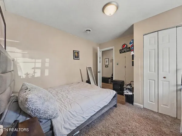 $245,000 | 933 Bradley Bell Drive, Knoxville, TN 37938