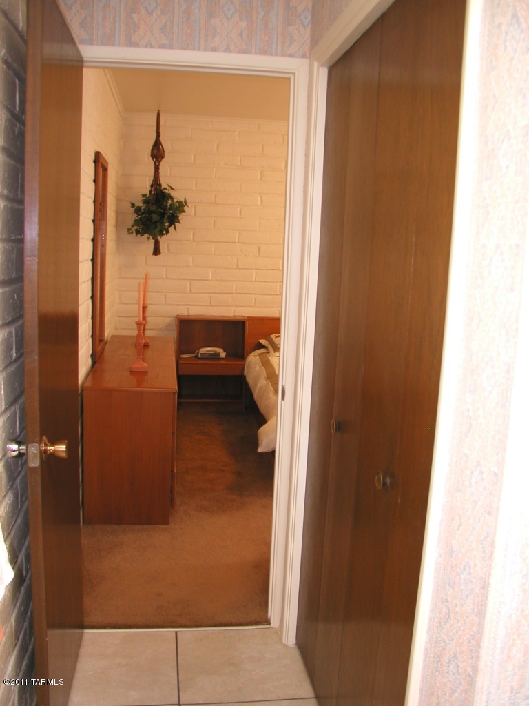 657 West Las Lomitas Road Tucson, AZ 85704 - Photo 9 of 21