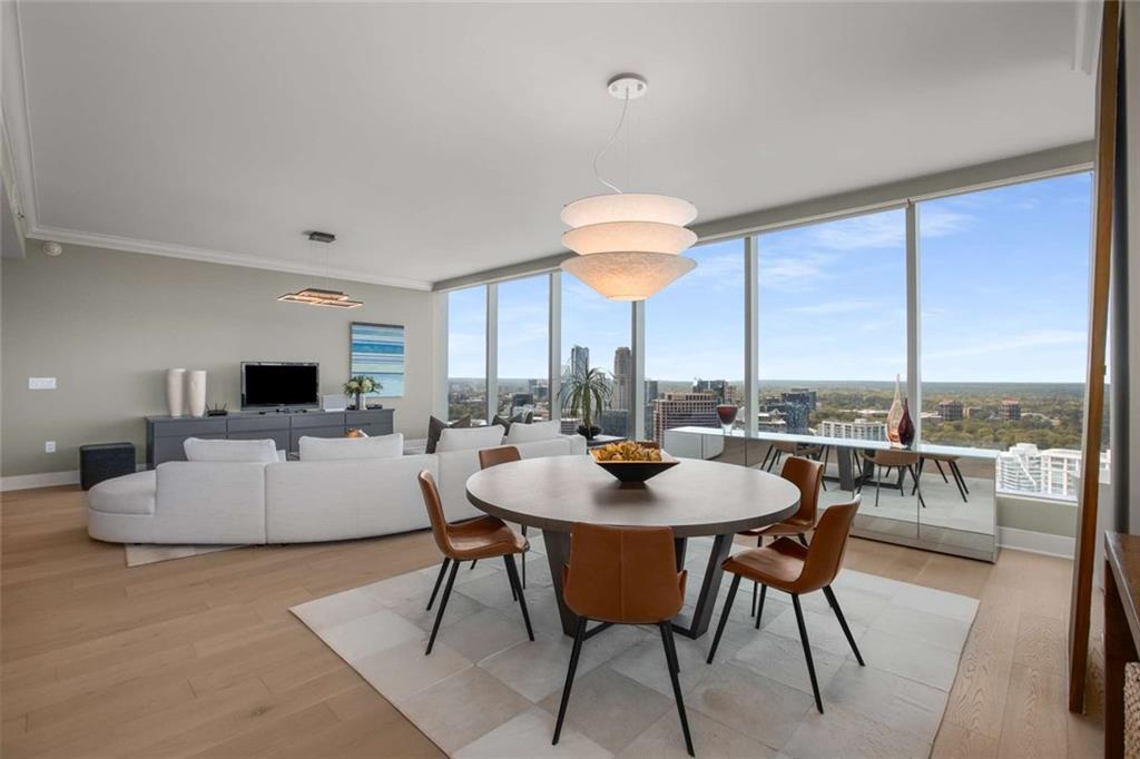 3630 Peachtree Road Northeast, Unit 3207 Atlanta, GA 30326 - Photo 3 of 55